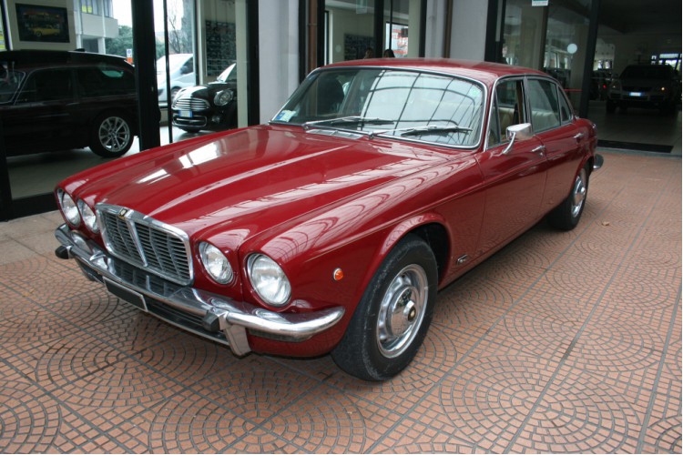 Jaguar XJ 4.2